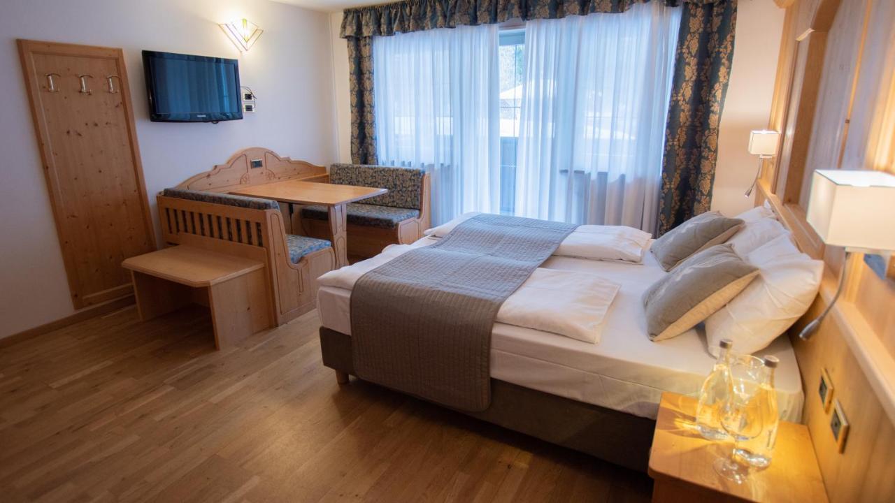 Hotel Diamant Park Кампителло-ди-Фасса Экстерьер фото