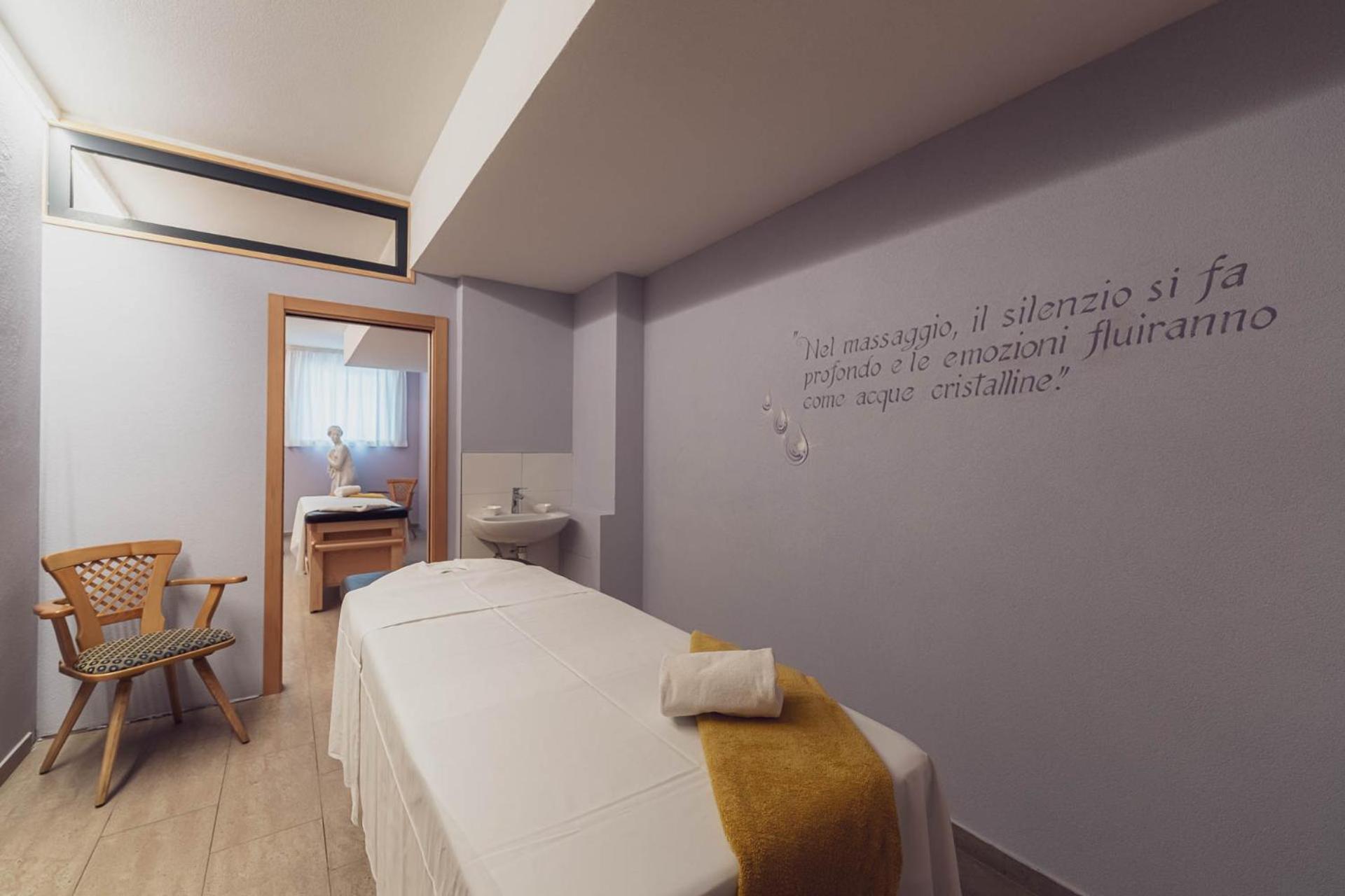 Hotel Diamant Park Кампителло-ди-Фасса Экстерьер фото